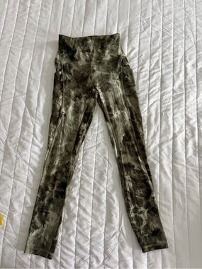 Lululemon High-Waist Tie-Dye Leggings - Olive Green